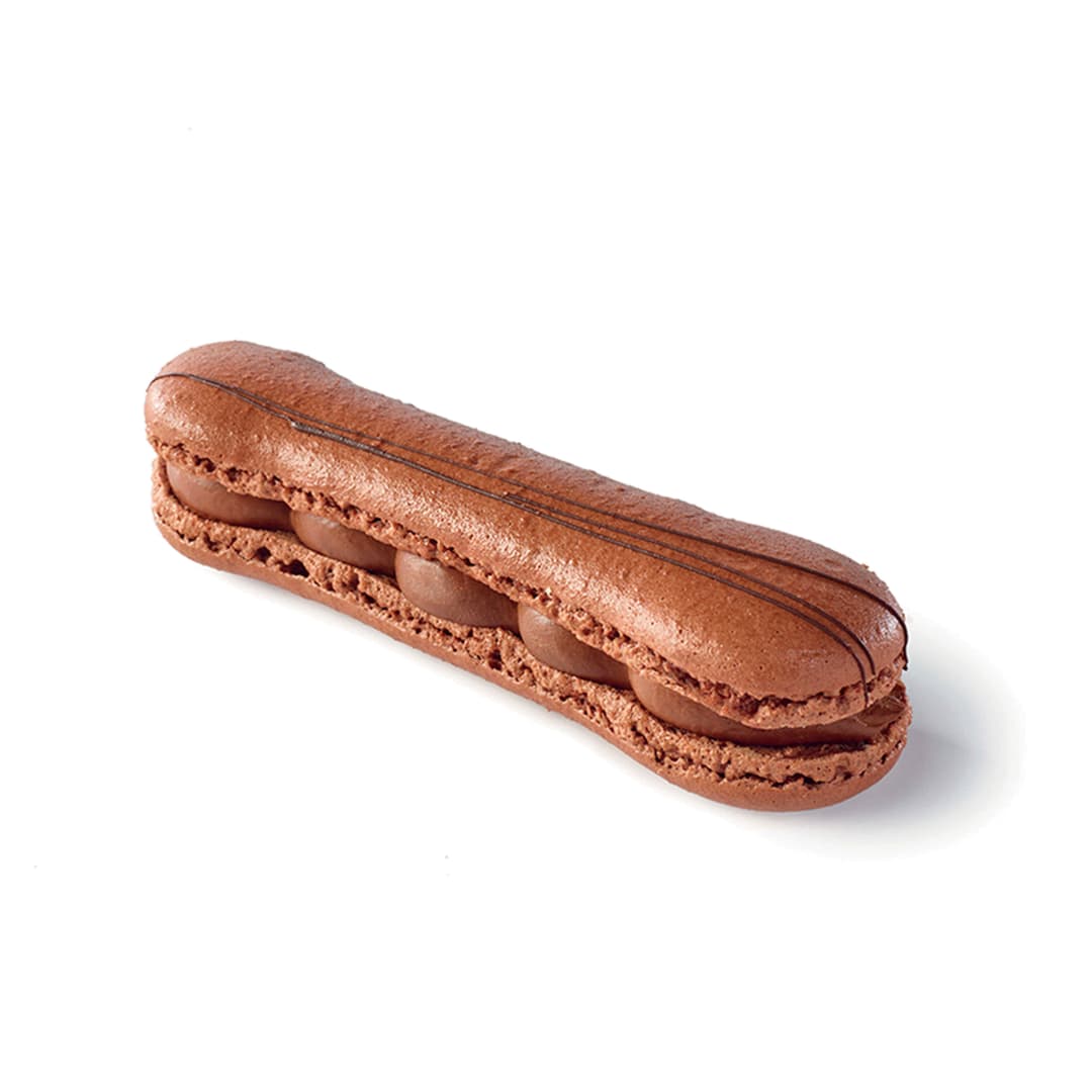 Éclair macaron chocolat - la parisienne Freibourg